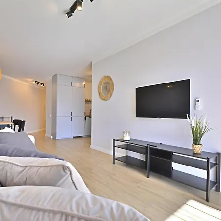 Sunset - Roosevelta - Premium - Garaz Swinoujscie