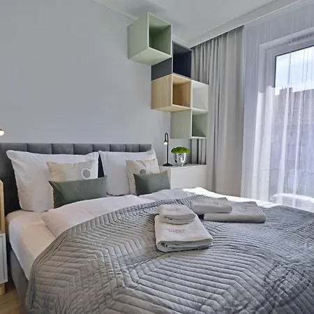 Sunset - Roosevelta - Premium - Garaz